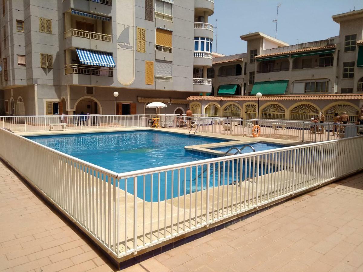 Apartamento Flamenco Torrevieja Exterior photo